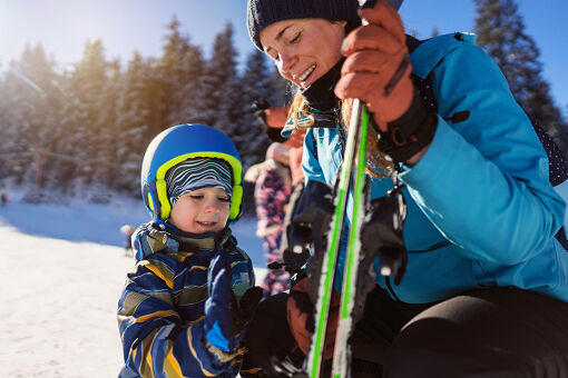 Skiing Holidays and Resorts Right Image